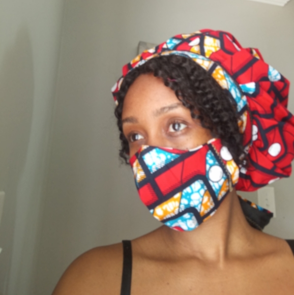Self tie bonnet and facemask - Picture 4 of 8